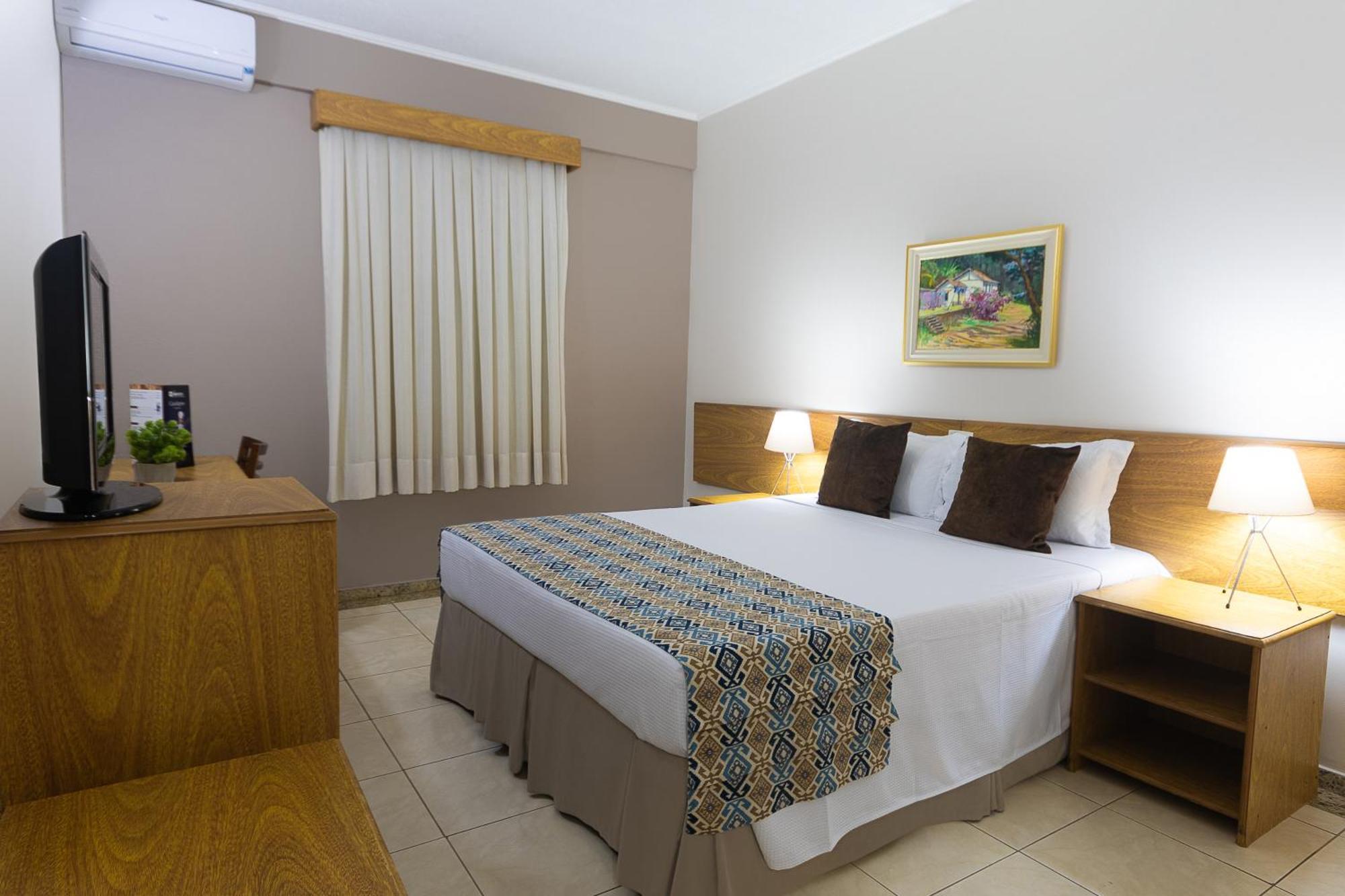 Hotel Dan Inn Franca & Convencoes By Nacional Inn ภายนอก รูปภาพ